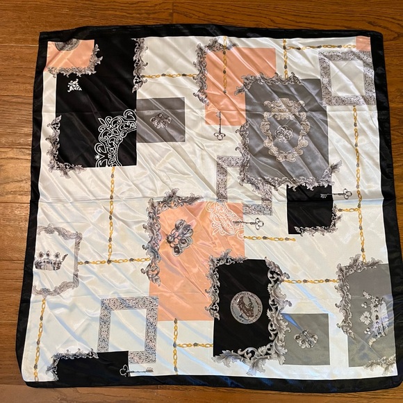 Floral Scarf Set - Picture 7 of 7